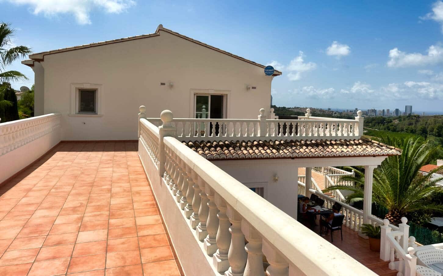4 quarto Moradia para venda em Calpe / Calp com piscina garagem - 995 000 € (Ref: 10086867)