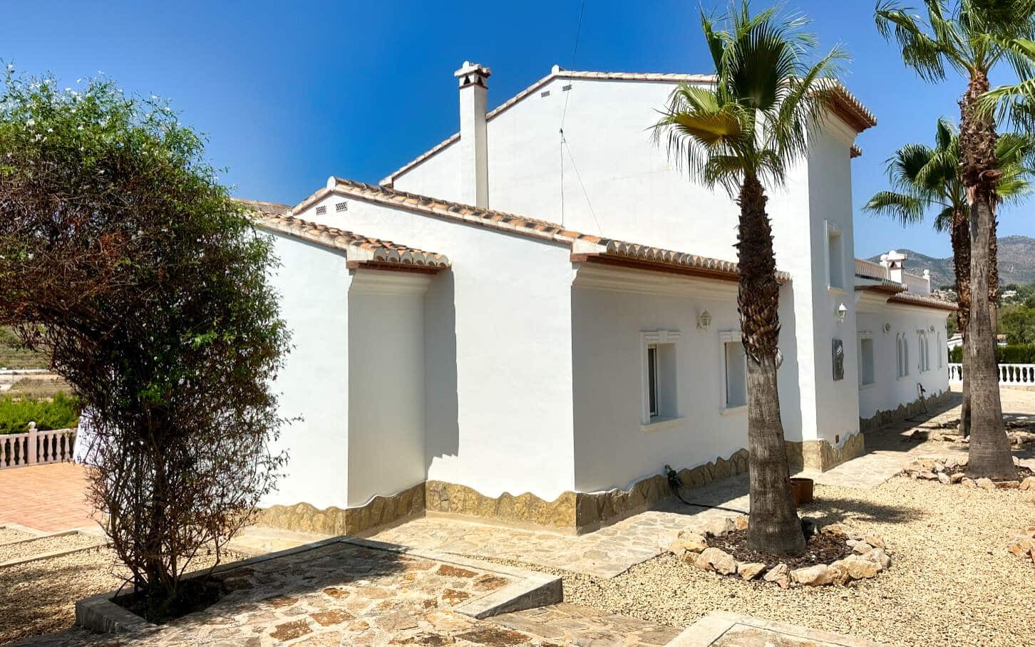 4 quarto Moradia para venda em Calpe / Calp com piscina garagem - 995 000 € (Ref: 10086867)