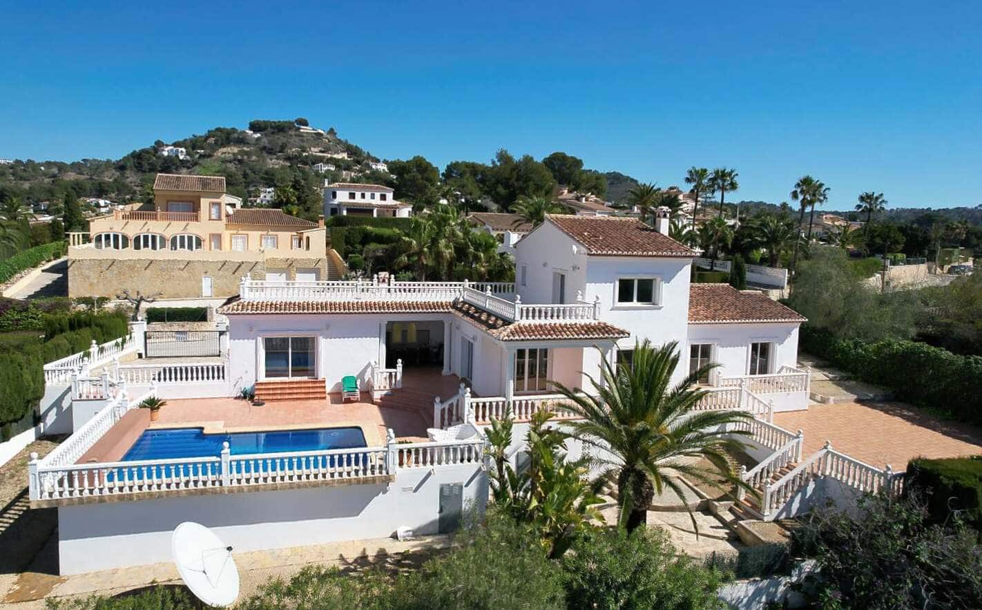 4 quarto Moradia para venda em Calpe / Calp com piscina garagem - 995 000 € (Ref: 10086867)