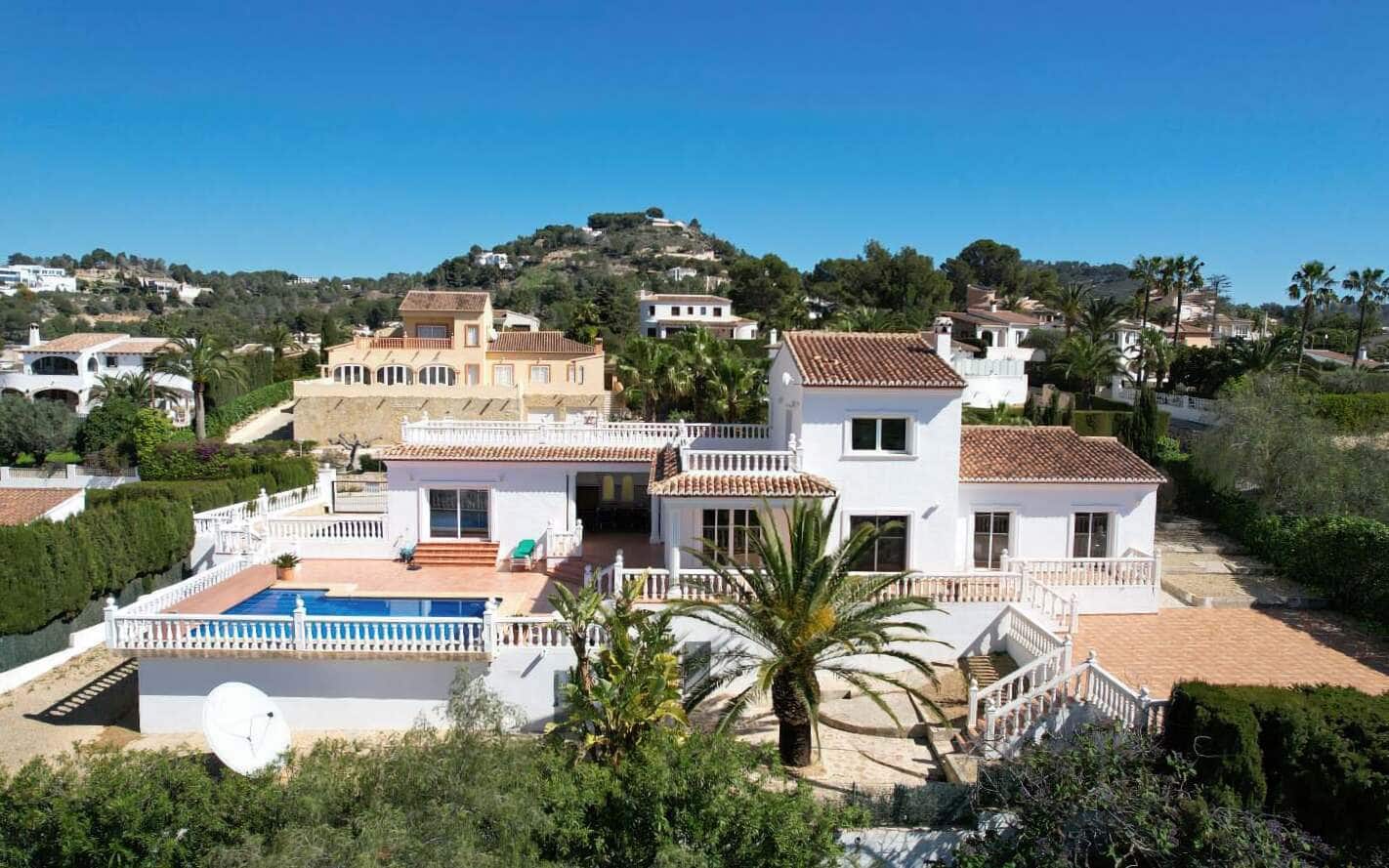 4 quarto Moradia para venda em Calpe / Calp com piscina garagem - 995 000 € (Ref: 10086867)
