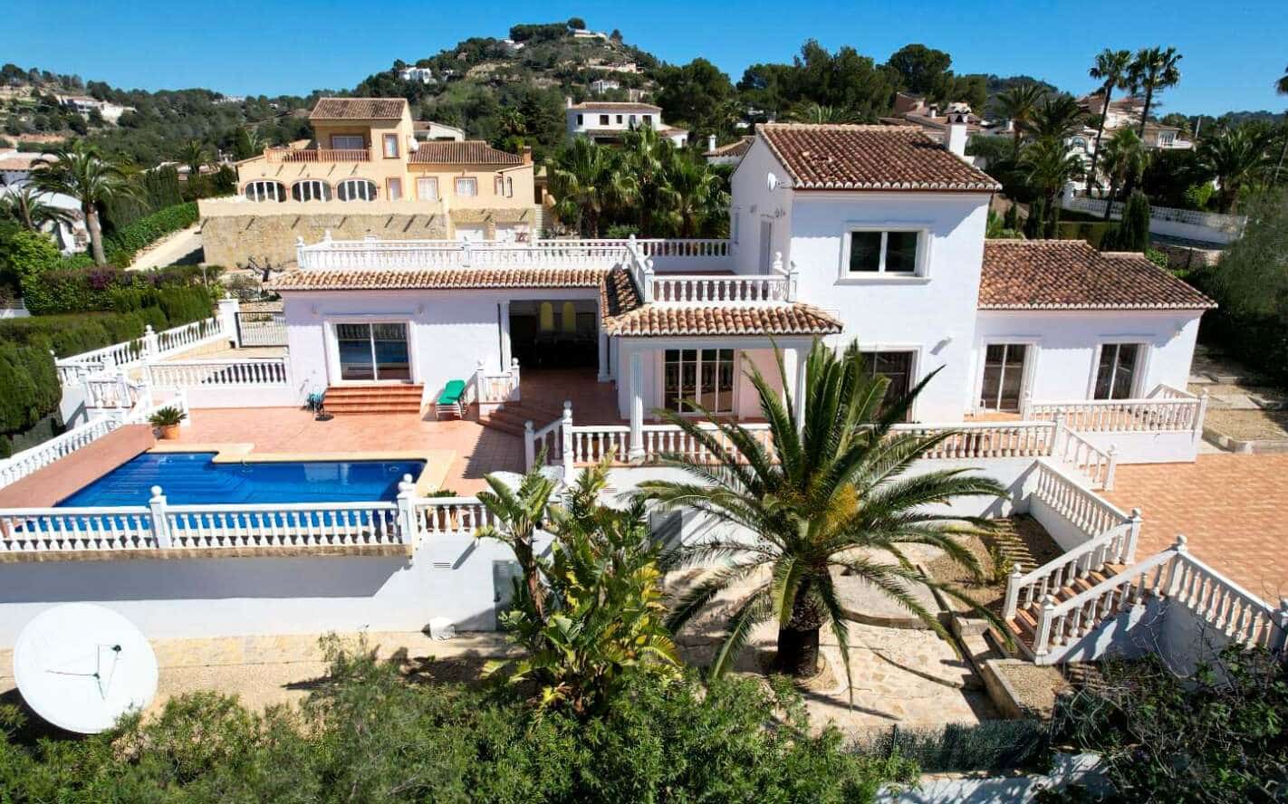 4 quarto Moradia para venda em Calpe / Calp com piscina garagem - 995 000 € (Ref: 10086867)