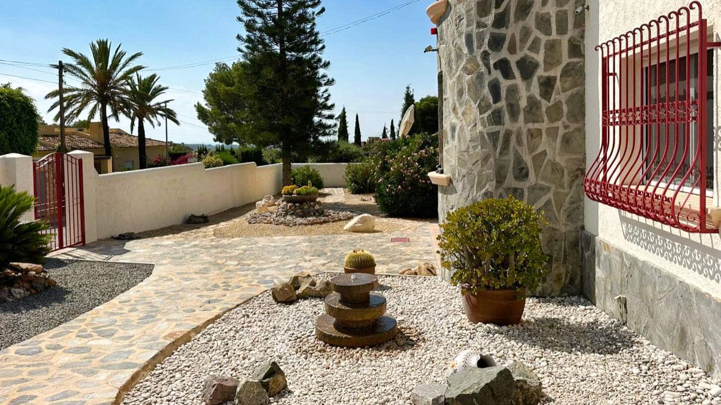 3 soveværelse Villa til salg i Altea med swimmingpool garage - € 690.000 (Ref: 10086868)