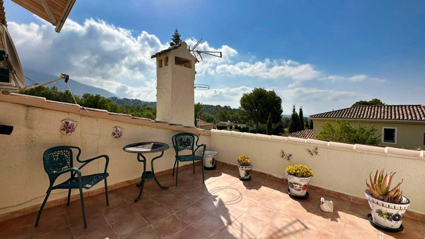 3 soveværelse Villa til salg i Altea med swimmingpool garage - € 690.000 (Ref: 10086868)