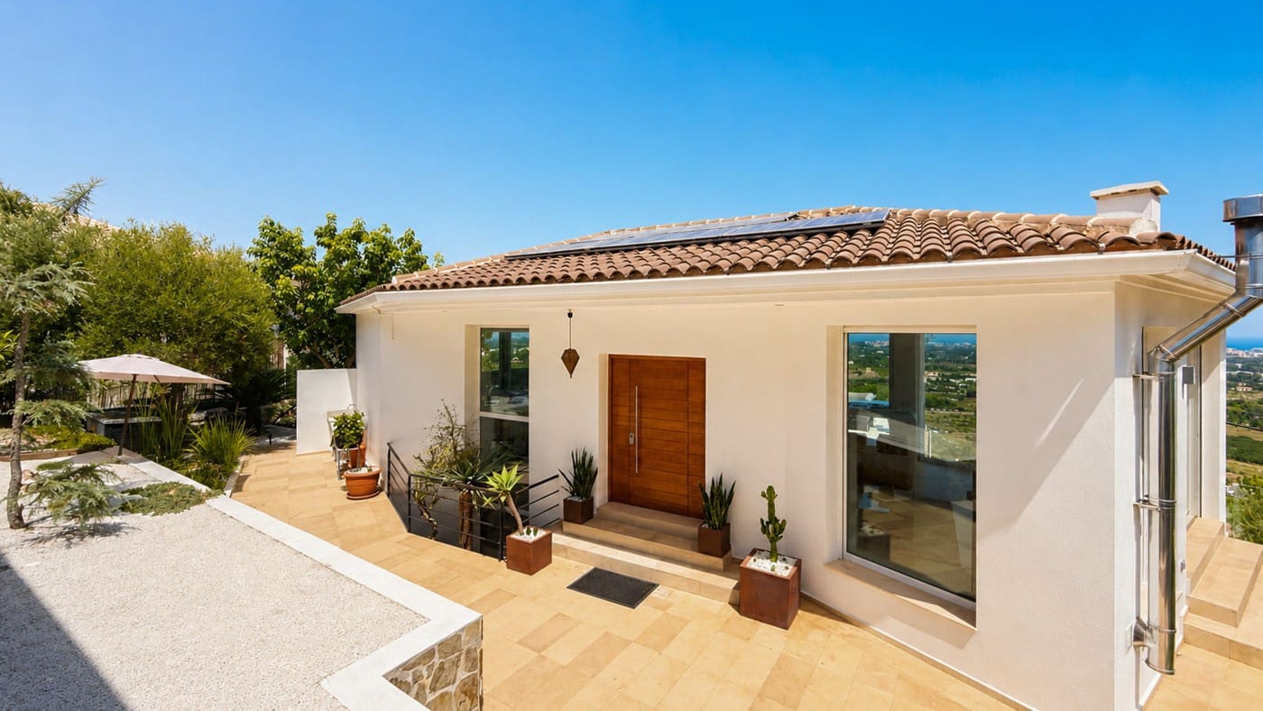 4 sypialnia Willa na sprzedaż w Denia z basenem garażem - 1 499 000 € (Ref: 10086869)