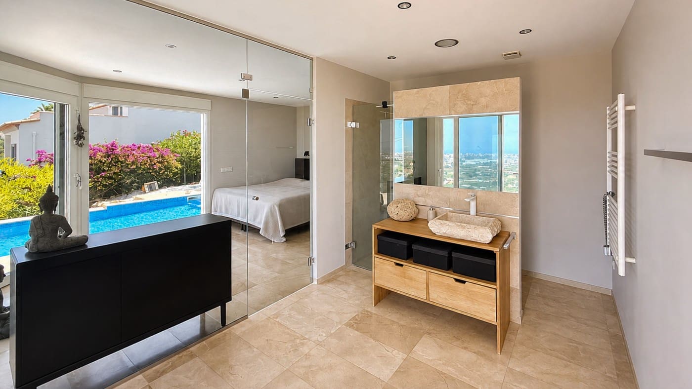 4 sypialnia Willa na sprzedaż w Denia z basenem garażem - 1 499 000 € (Ref: 10086869)