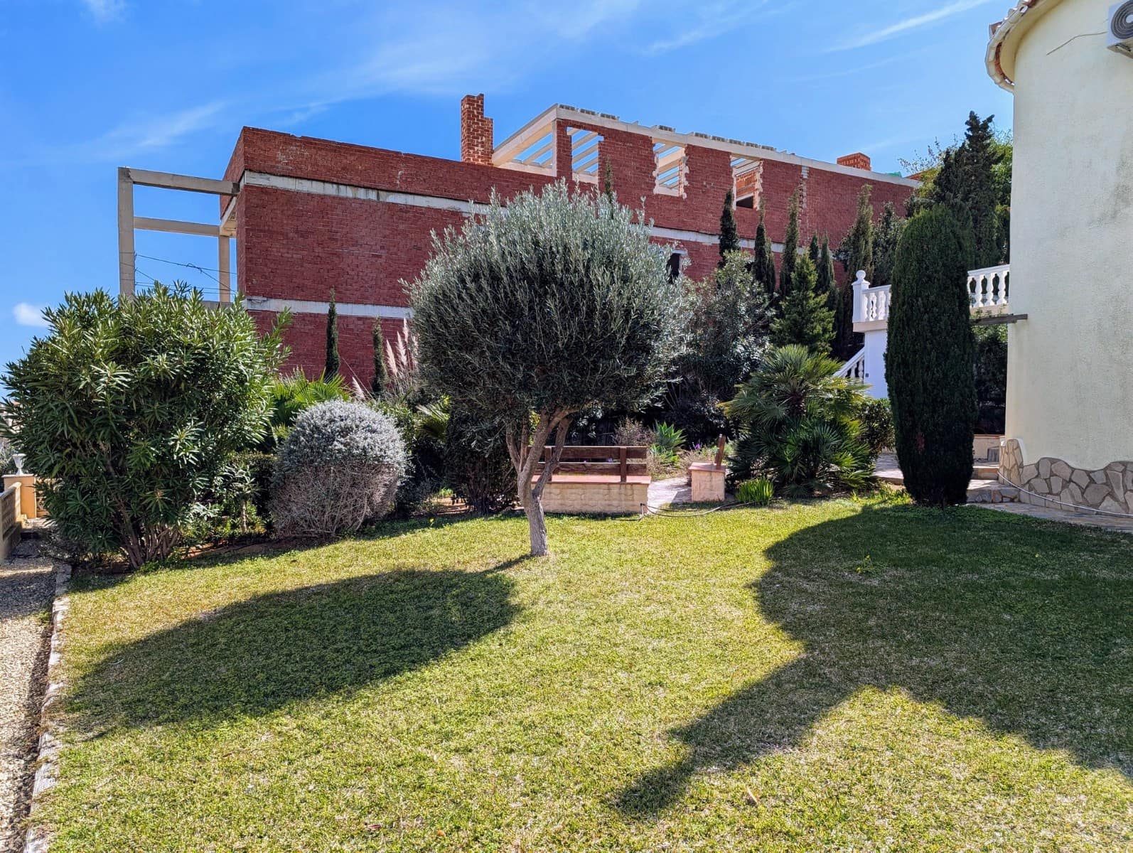 3 bedroom Villa for sale in Cumbre del Sol with pool garage - € 449,000 (Ref: 10086872)