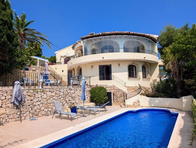 4 soverom Villa til salgs i Benimeit - Tabaira, Teulada-Moraira med svømmebasseng garasje - € 875 000 (Ref: 10086873)