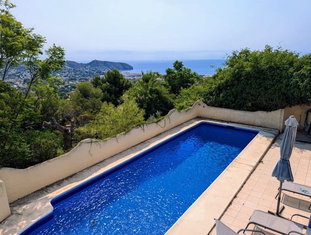 4 soverom Villa til salgs i Benimeit - Tabaira, Teulada-Moraira med svømmebasseng garasje - € 875 000 (Ref: 10086873)