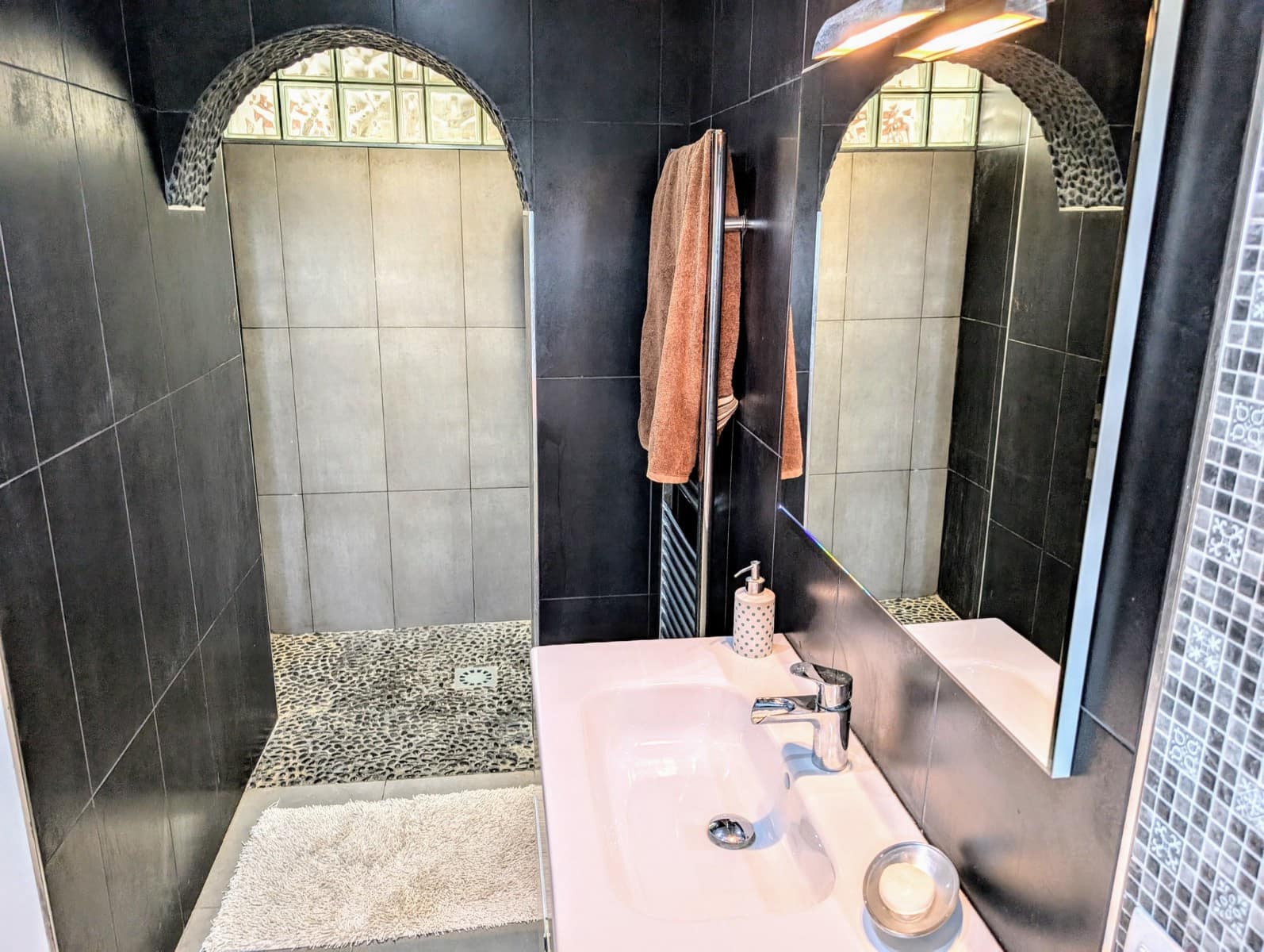 4 soverom Villa til salgs i Moraira med svømmebasseng garasje - € 875 000 (Ref: 10086873)