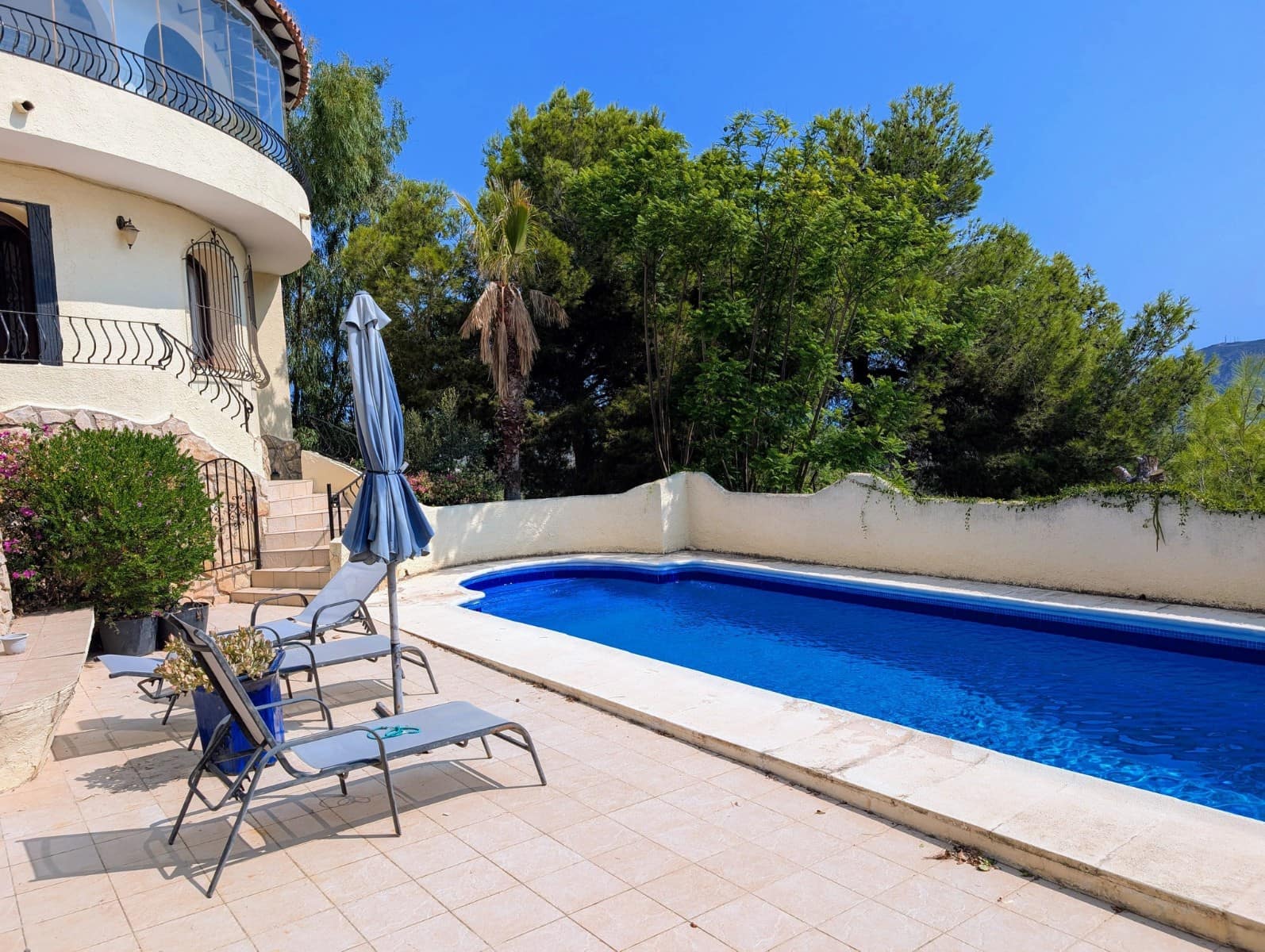 4 soverom Villa til salgs i Moraira med svømmebasseng garasje - € 875 000 (Ref: 10086873)