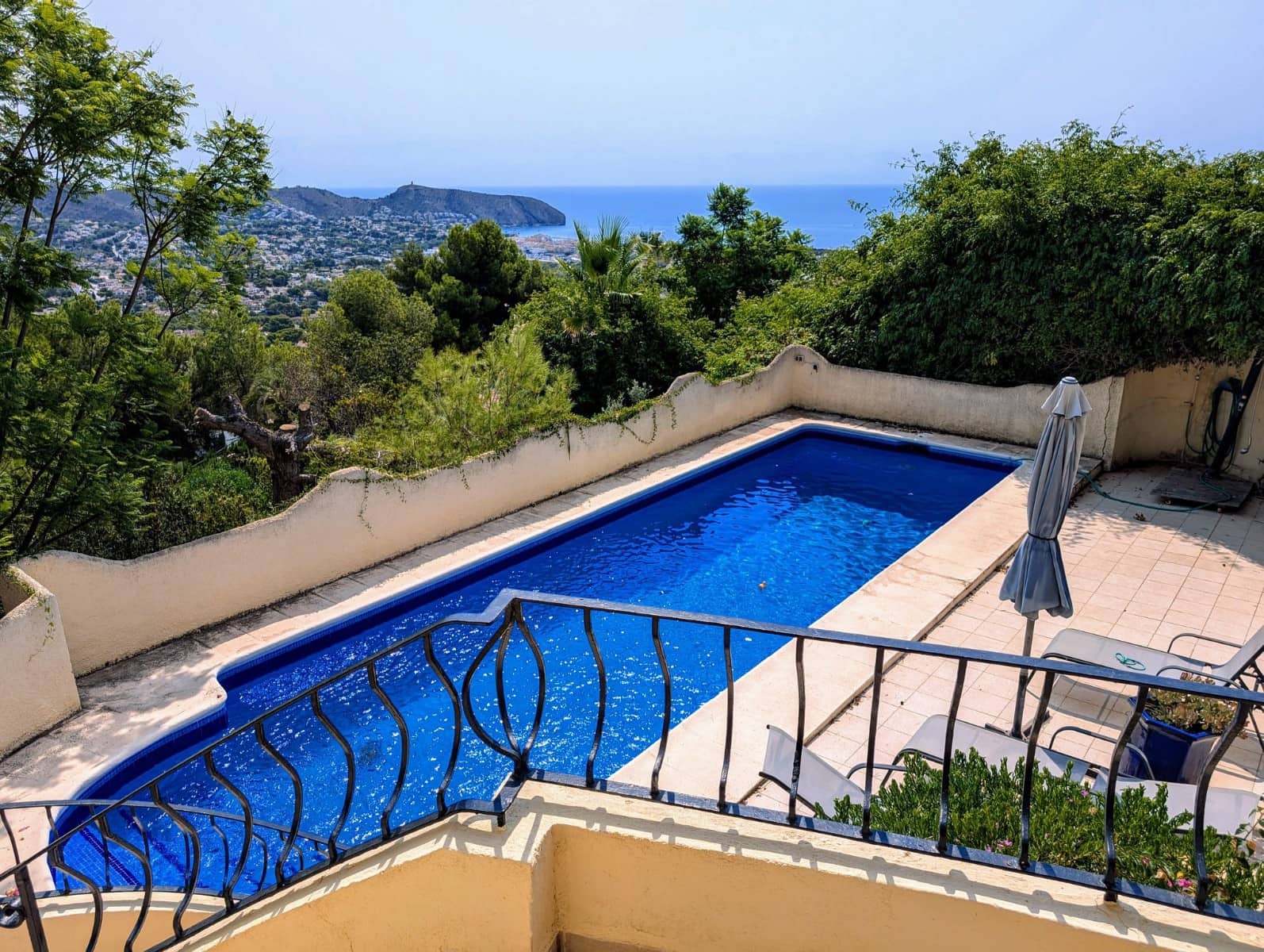 4 soverom Villa til salgs i Moraira med svømmebasseng garasje - € 875 000 (Ref: 10086873)