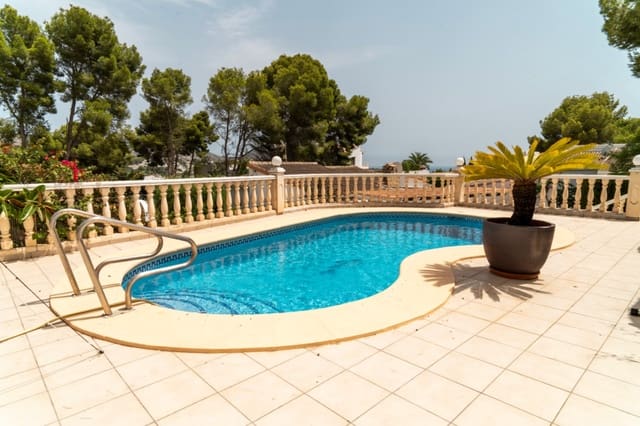 2 sovrum Villa till salu i Moraira, Teulada-Moraira med pool garage - 495 000 € (Ref: 10086874)