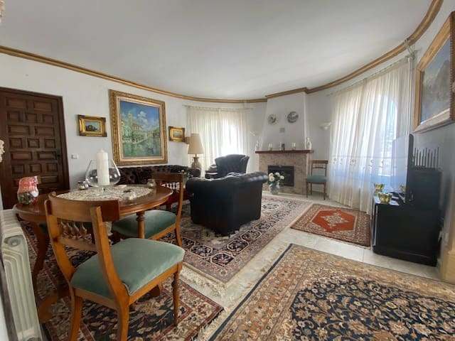 4 chambre Villa/Maison à vendre à Cumbre del Sol avec piscine garage - 1 050 000 € (Ref: 10086876)
