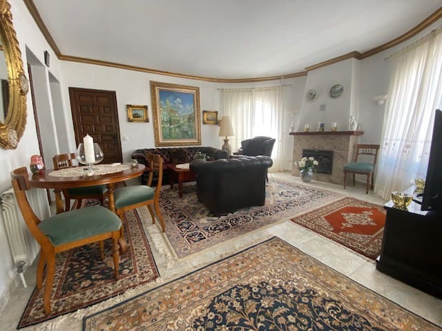 4 chambre Villa/Maison à vendre à Cumbre del Sol avec piscine garage - 1 050 000 € (Ref: 10086876)