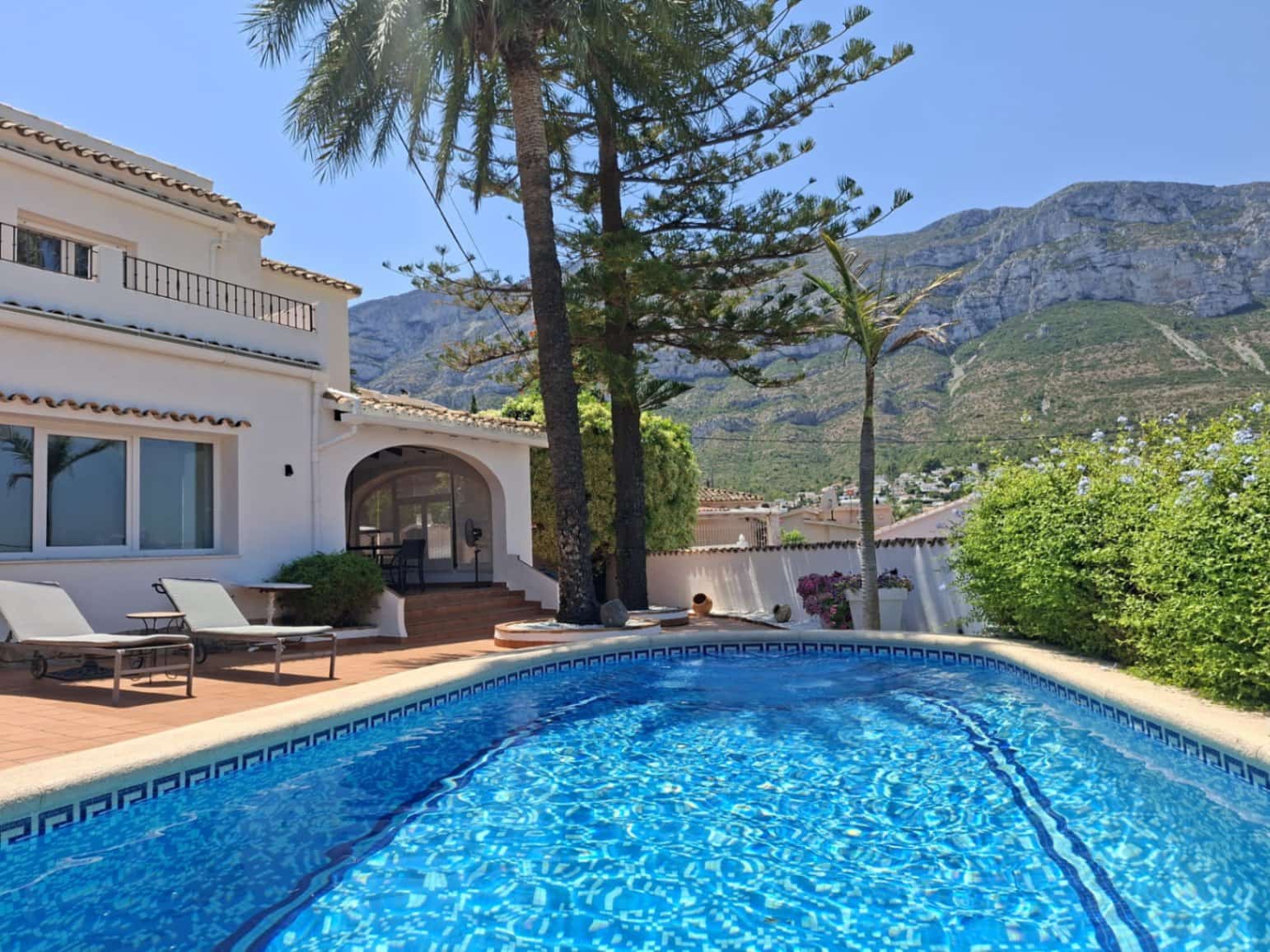 3 quarto Moradia para venda em Denia com piscina garagem - 840 000 € (Ref: 10086878)