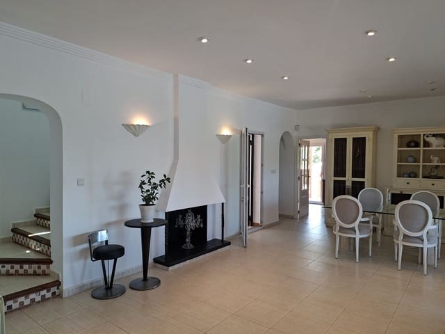 3 Zimmer Villa zu verkaufen in El Montgó, Dénia mit Pool Garage - 840.000 € (Ref: 10086878)