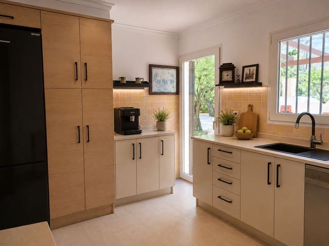 3 chambre Villa/Maison à vendre à El Montgó, Dénia avec piscine garage - 840 000 € (Ref: 10086878)