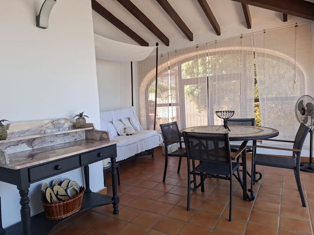 3 slaapkamer Villa te koop in El Montgó, Dénia met zwembad garage - € 840.000 (Ref: 10086878)