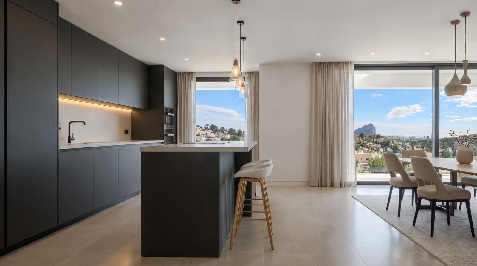 5 soveværelse Villa til salg i Calpe / Calp med swimmingpool - € 2.185.000 (Ref: 10086881)