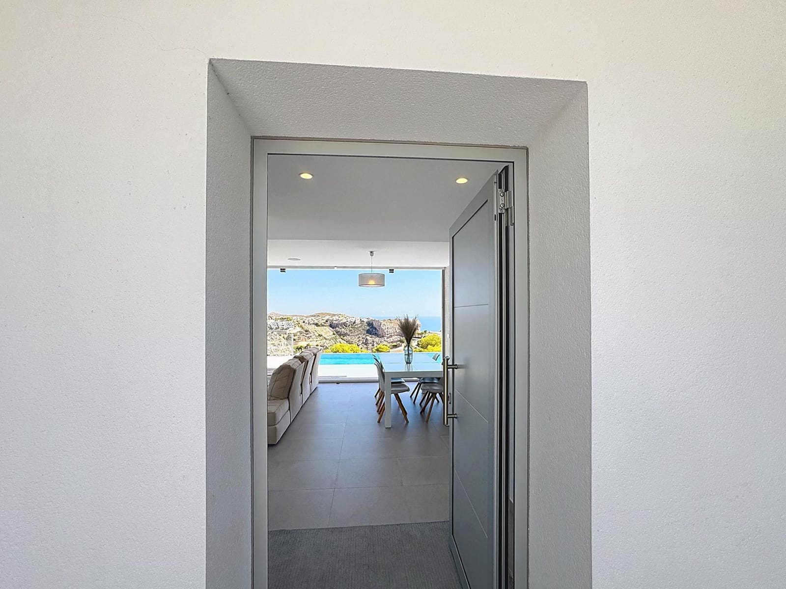 4 soveværelse Villa til salg i Cumbre del Sol med swimmingpool garage - € 1.422.000 (Ref: 10086885)