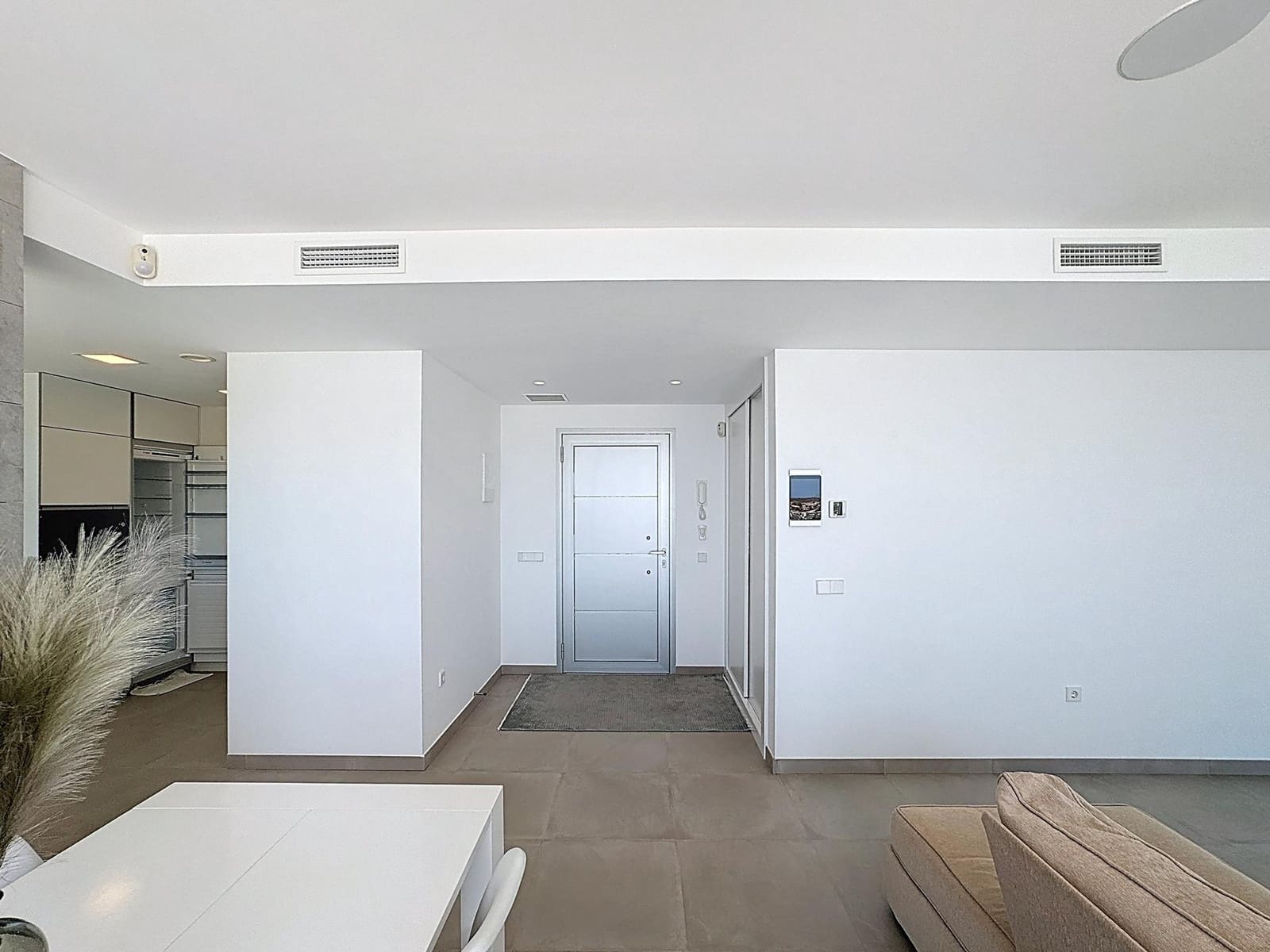 4 soveværelse Villa til salg i Cumbre del Sol med swimmingpool garage - € 1.422.000 (Ref: 10086885)