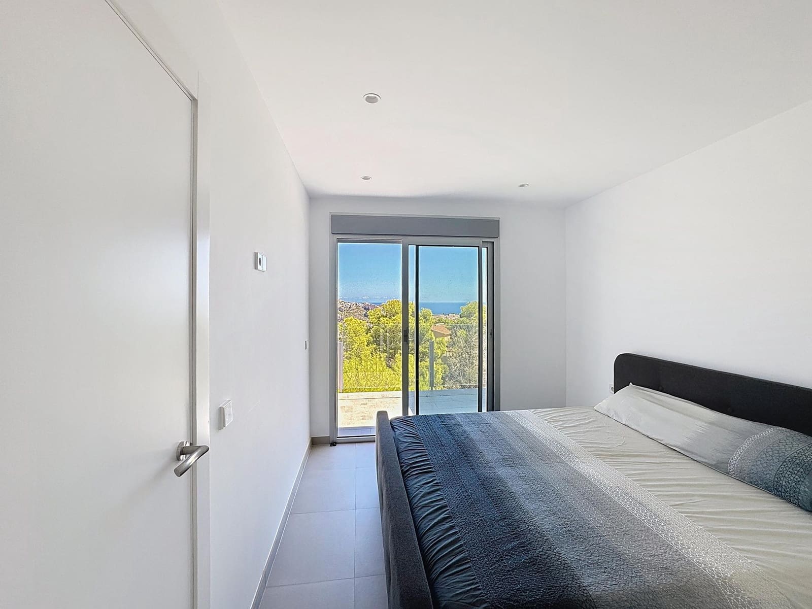 4 soveværelse Villa til salg i Cumbre del Sol med swimmingpool garage - € 1.422.000 (Ref: 10086885)
