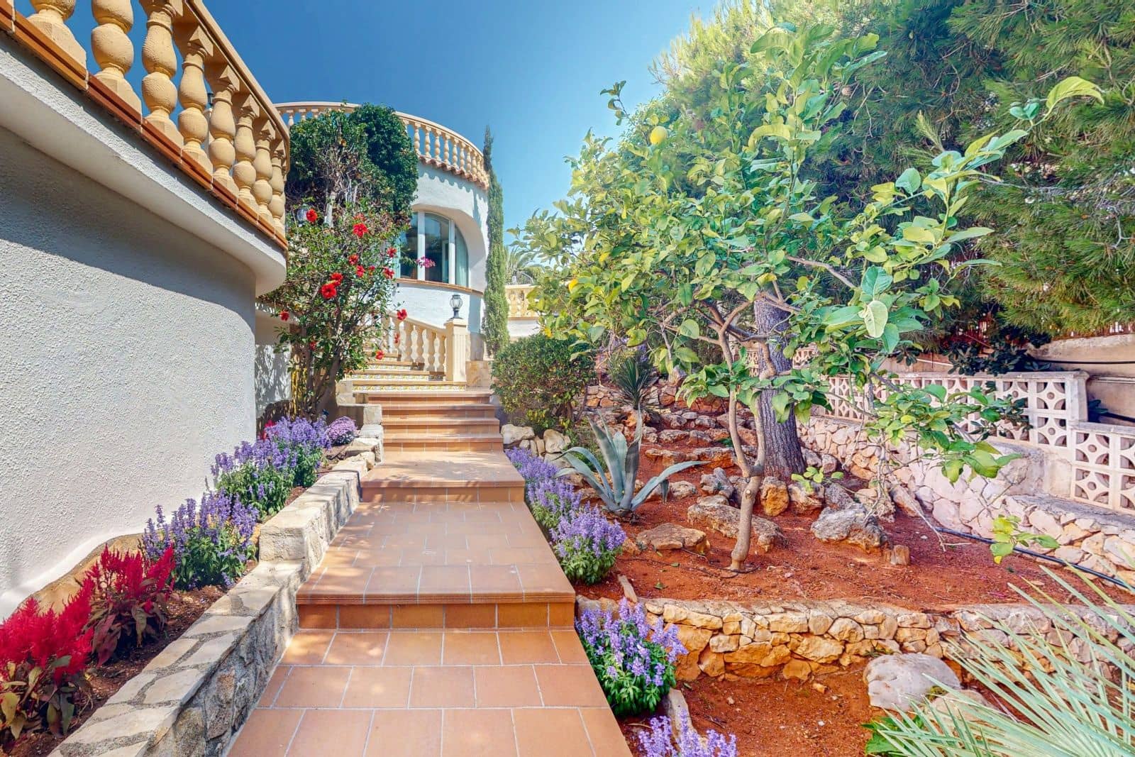 Chalet de 3 habitaciones en Javea / Xàbia en venta con piscina garaje - 975.000 € (Ref: 10086886)