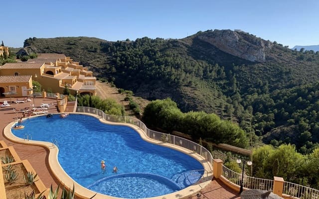 Apartamento de 2 habitaciones en Cumbre del Sol, Benitachell / Benitatxell en venta con piscina - 190.000 € (Ref: 10086888)