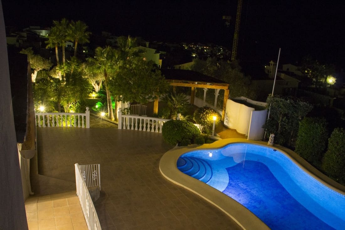 5 soveværelse Villa til salg i Cumbre del Sol med swimmingpool garage - € 1.490.000 (Ref: 10086889)
