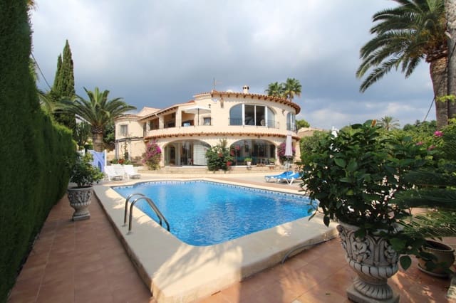 5 soverom Villa til salgs i Calpe / Calp med svømmebasseng garasje - € 795 000 (Ref: 10086890)