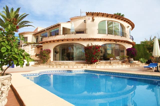 5 soverom Villa til salgs i Calpe / Calp med svømmebasseng garasje - € 795 000 (Ref: 10086890)
