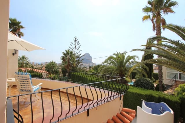 5 soverom Villa til salgs i Calpe / Calp med svømmebasseng garasje - € 795 000 (Ref: 10086890)