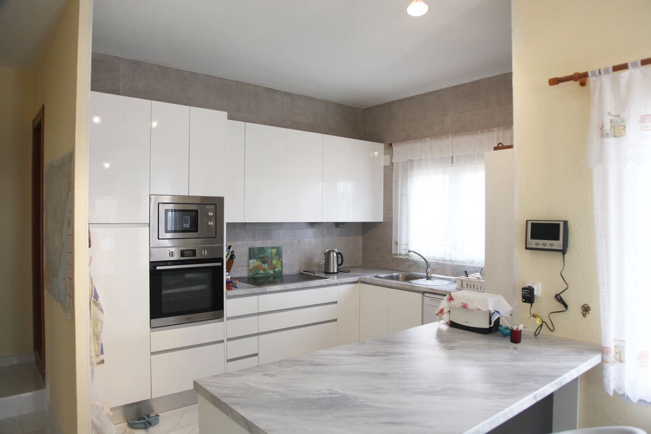 5 soverom Villa til salgs i Calpe / Calp med svømmebasseng garasje - € 795 000 (Ref: 10086890)