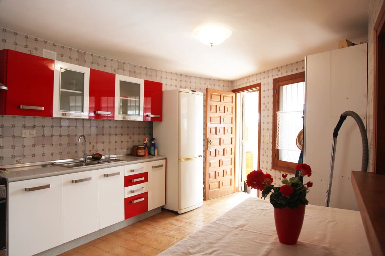 5 soverom Villa til salgs i Calpe / Calp med svømmebasseng garasje - € 795 000 (Ref: 10086890)