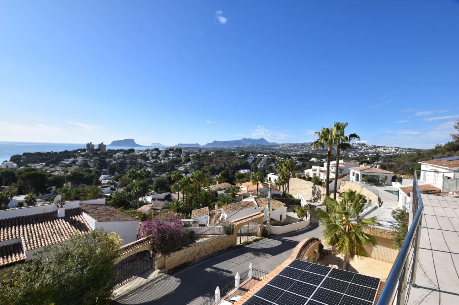 3 soveværelse Villa til salg i Moraira med swimmingpool garage - € 1.330.000 (Ref: 10086893)
