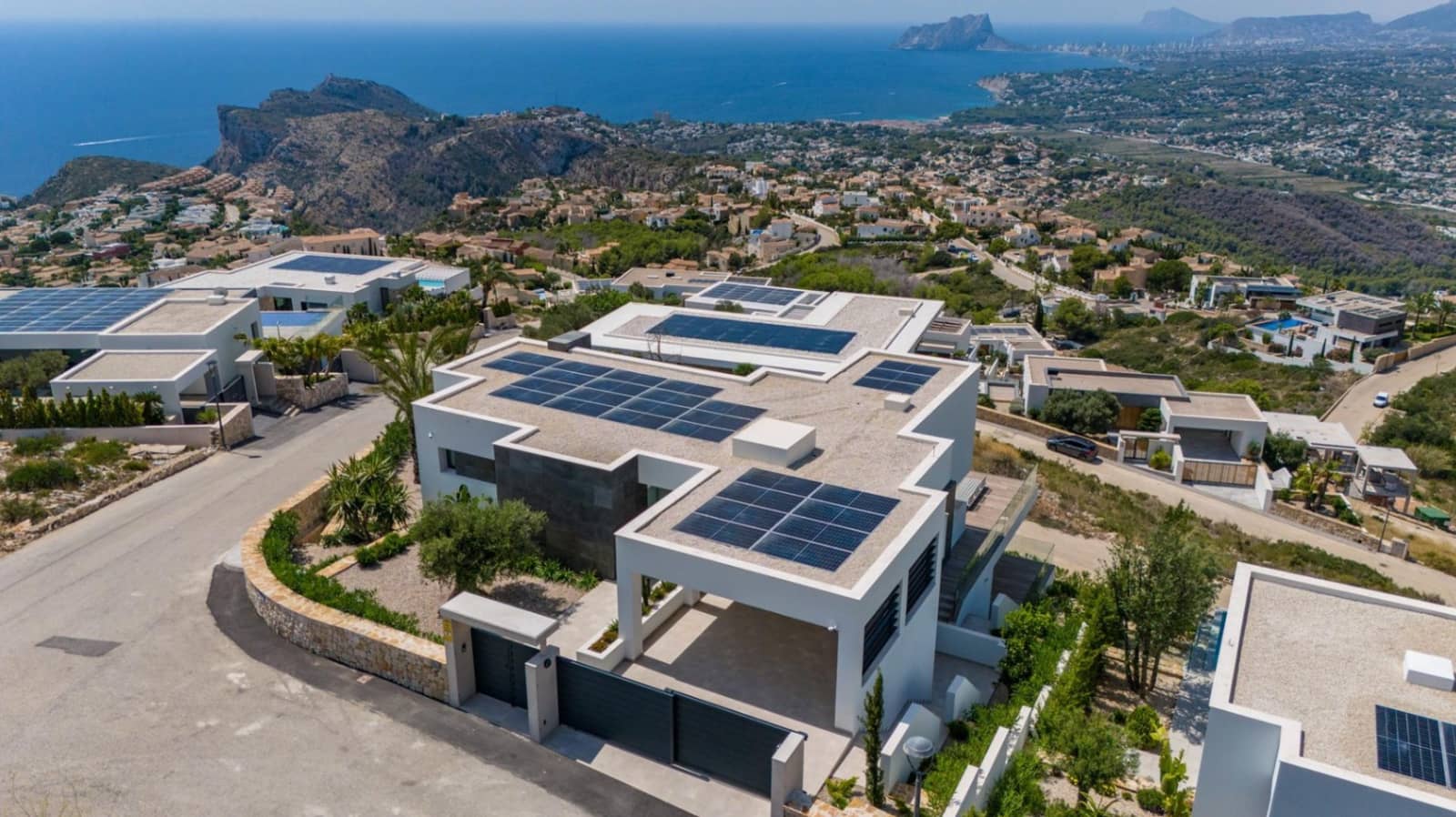 5 sovrum Villa till salu i Cumbre del Sol med pool garage - 3 250 000 € (Ref: 10086895)