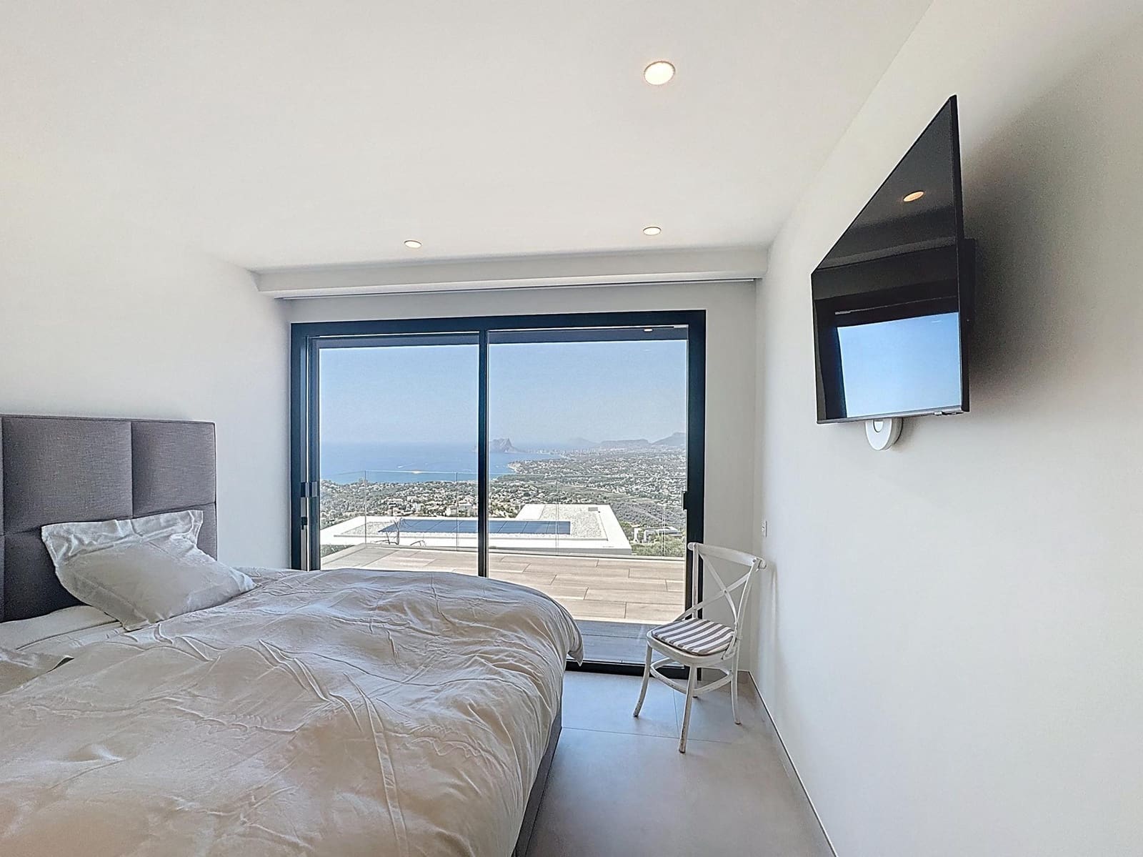 5 sovrum Villa till salu i Cumbre del Sol med pool garage - 3 250 000 € (Ref: 10086895)