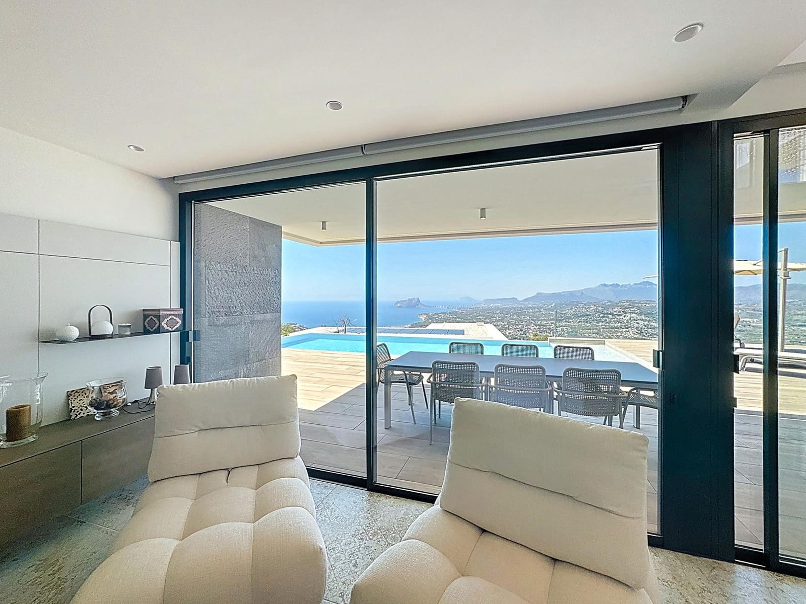 5 sovrum Villa till salu i Cumbre del Sol med pool garage - 3 250 000 € (Ref: 10086895)