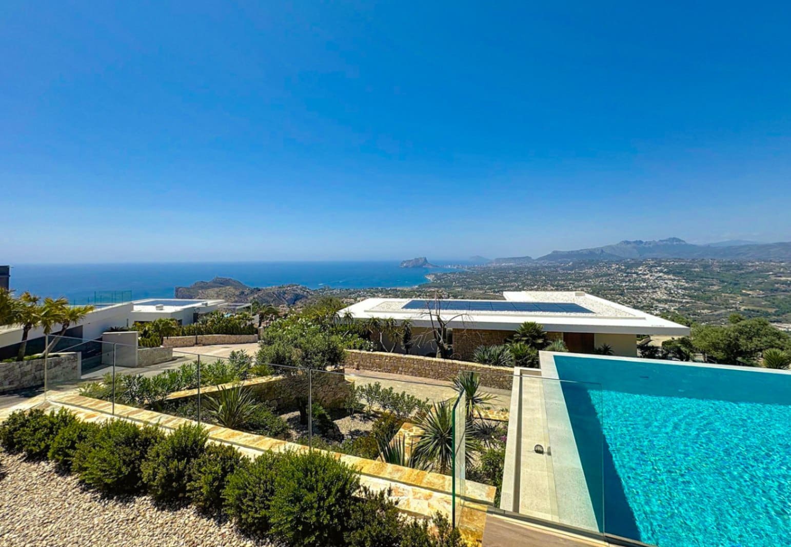 5 sovrum Villa till salu i Cumbre del Sol med pool garage - 3 250 000 € (Ref: 10086895)