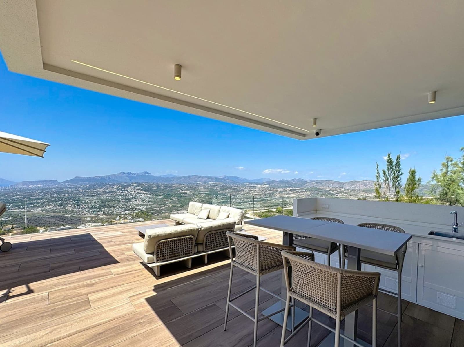 5 sovrum Villa till salu i Cumbre del Sol med pool garage - 3 250 000 € (Ref: 10086895)