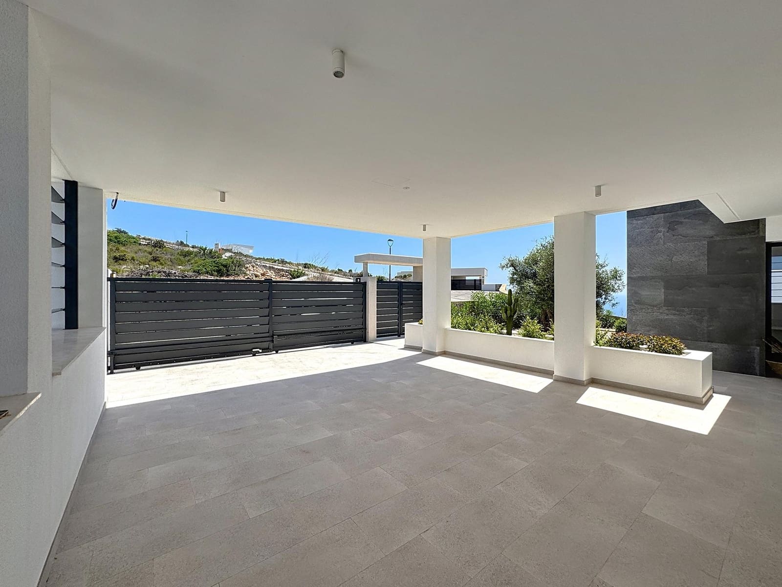 5 sovrum Villa till salu i Cumbre del Sol med pool garage - 3 250 000 € (Ref: 10086895)