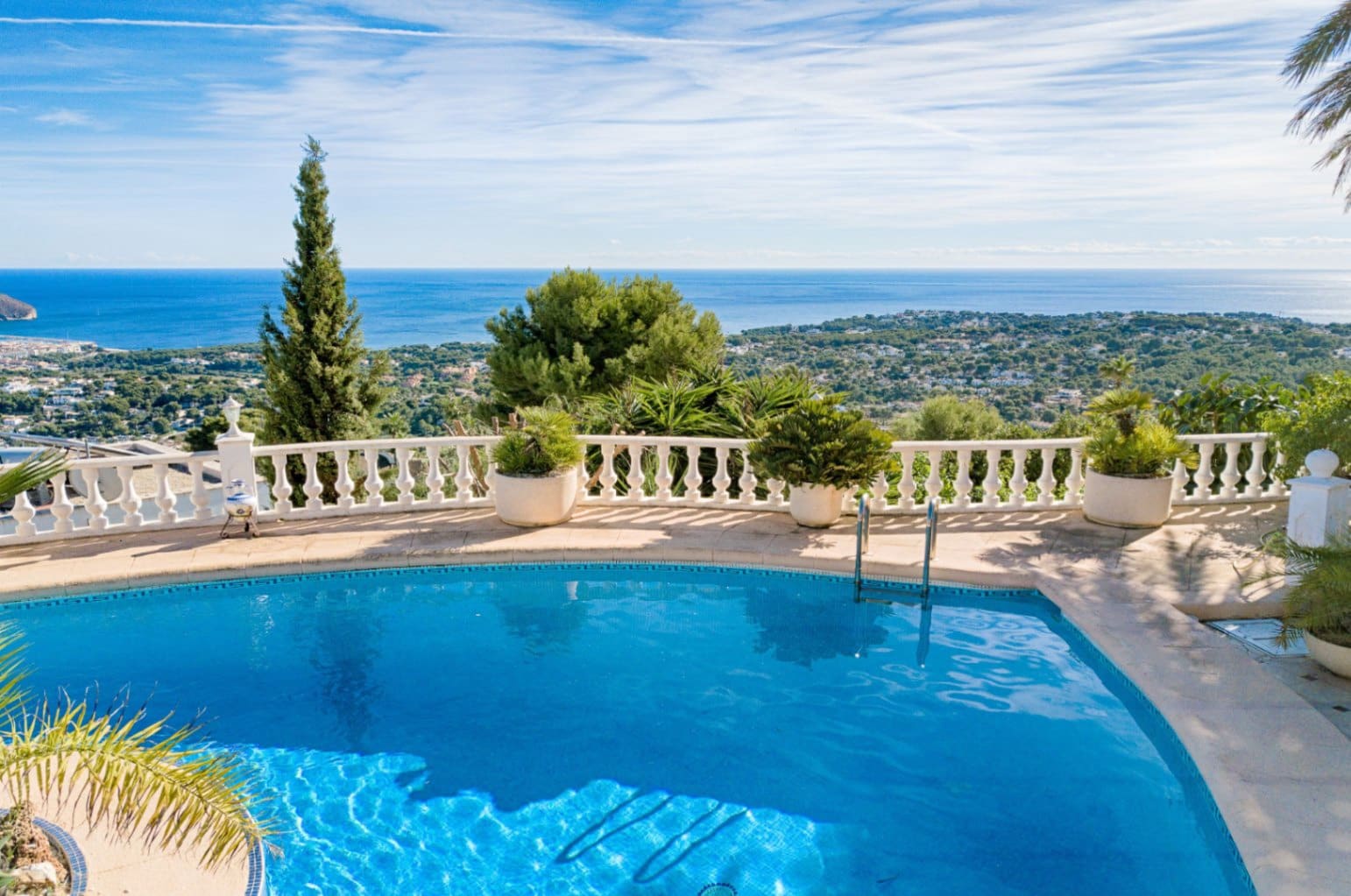Chalet de 3 habitaciones en Moraira en venta con piscina garaje - 1.550.000 € (Ref: 10086902)