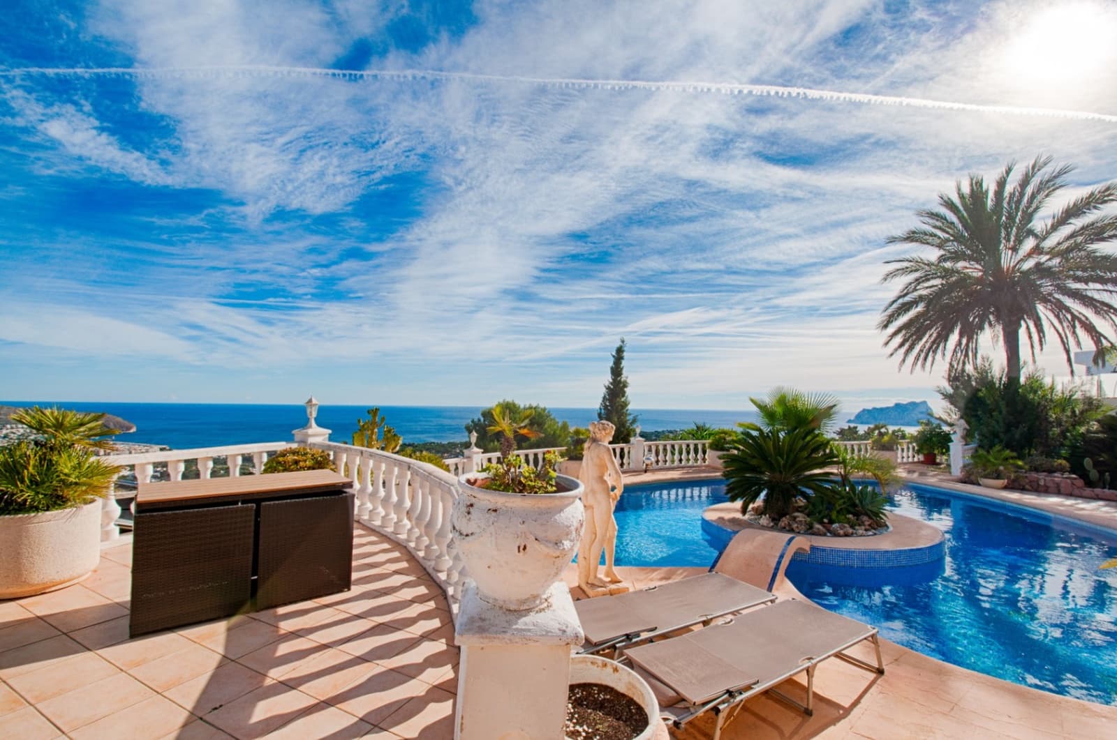 Chalet de 3 habitaciones en Moraira en venta con piscina garaje - 1.550.000 € (Ref: 10086902)