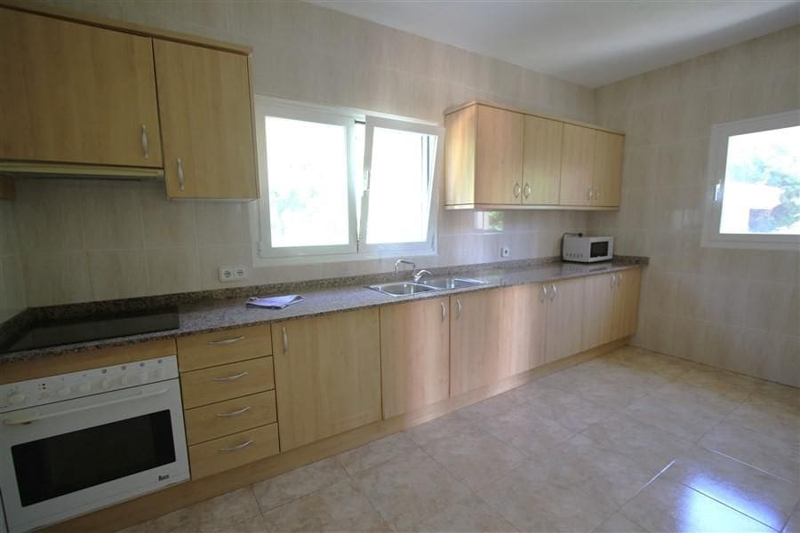 Chalet de 12 habitaciones en Calpe / Calp en venta con piscina garaje - 1.800.000 € (Ref: 10086907)