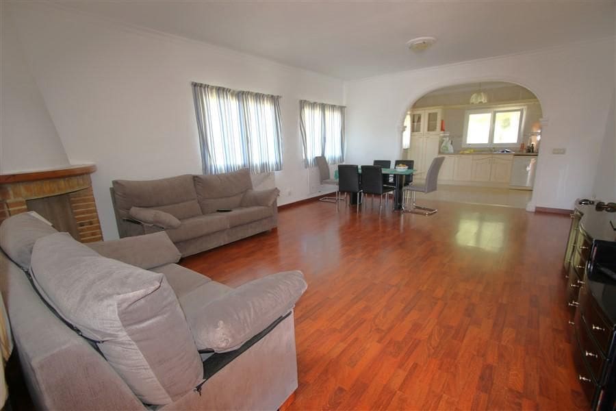 Chalet de 12 habitaciones en Calpe / Calp en venta con piscina garaje - 1.800.000 € (Ref: 10086907)