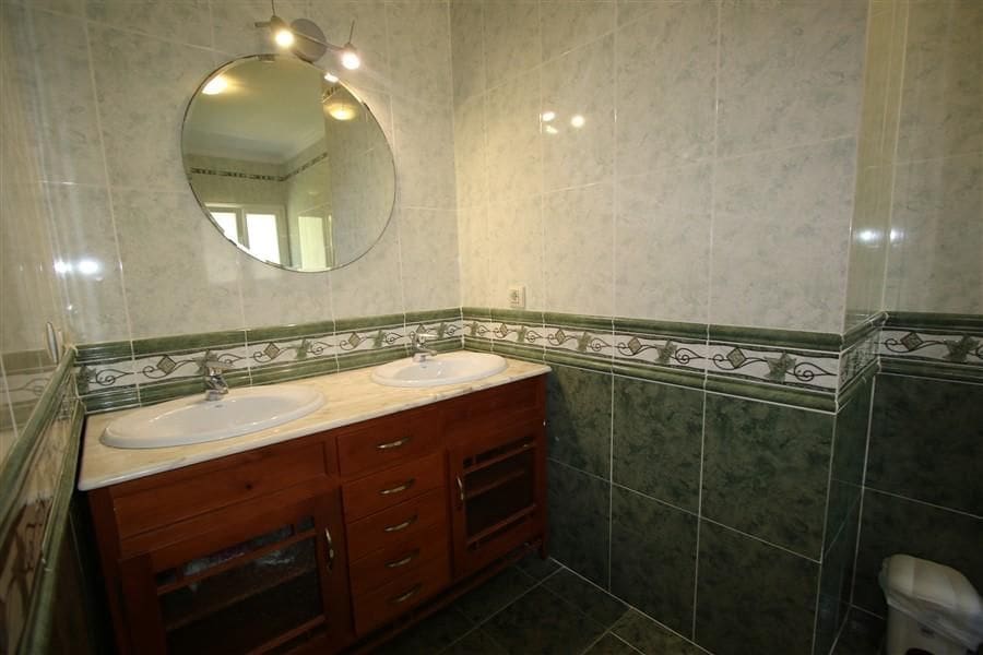 Chalet de 12 habitaciones en Calpe / Calp en venta con piscina garaje - 1.800.000 € (Ref: 10086907)