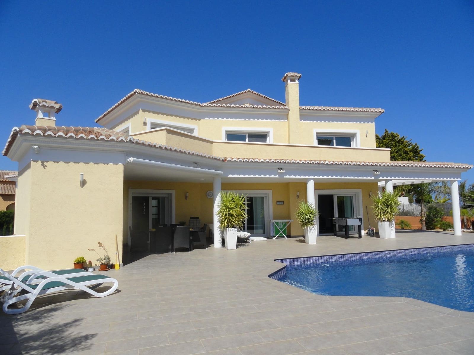 3 quarto Moradia para venda em Calpe / Calp com piscina garagem - 995 000 € (Ref: 10086911)