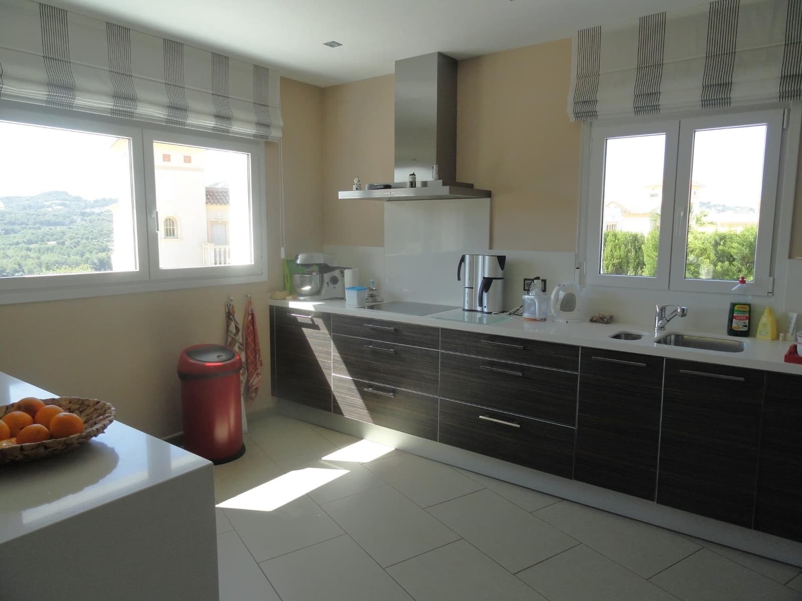 3 quarto Moradia para venda em Calpe / Calp com piscina garagem - 995 000 € (Ref: 10086911)