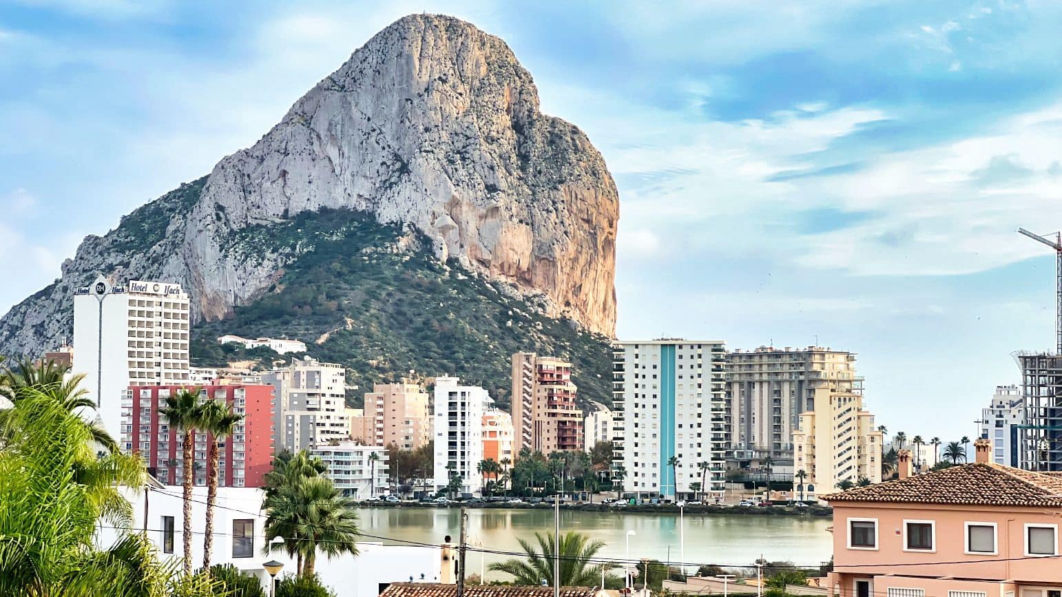 5 sypialnia Willa na sprzedaż w Calpe / Calp z basenem garażem - 1 550 000 € (Ref: 10086913)