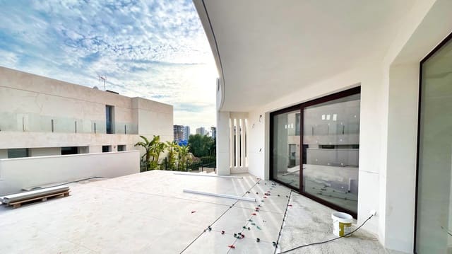 Chalet de 5 habitaciones en Calpe / Calp en venta con piscina garaje - 1.550.000 € (Ref: 10086913)